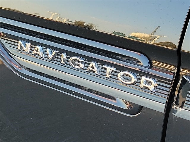 2023 Lincoln Navigator L Black Label